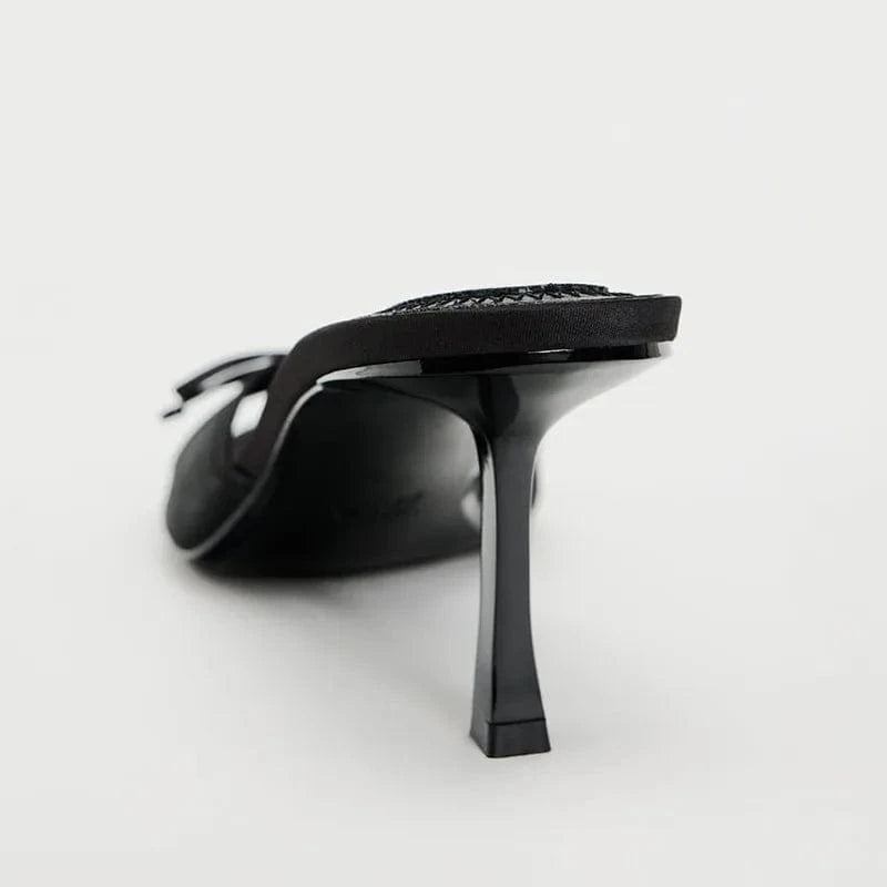 Agathe – Sandales Noires Petit Talon
